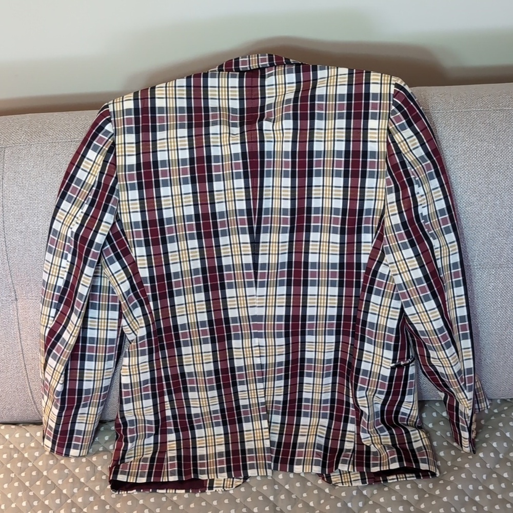 Coronet Men's Vintage Plaid Tailored Wool Blend Blazer. - Picture 4 of 10